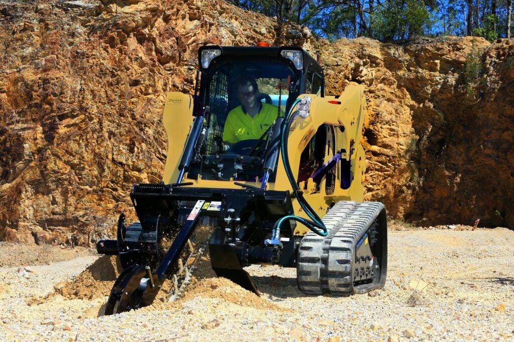 CHAIN TRENCHERS